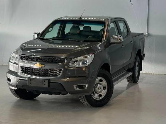 CHEVROLET S10 2.4 LS 4X2 CD 8V FLEX 4P MANUAL CHEVROLET S10 2.4 LS 4X2 CD 8V FLEX 4P MANUAL